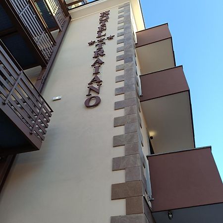 Hotel Traiano Civitavecchia Exteriér fotografie