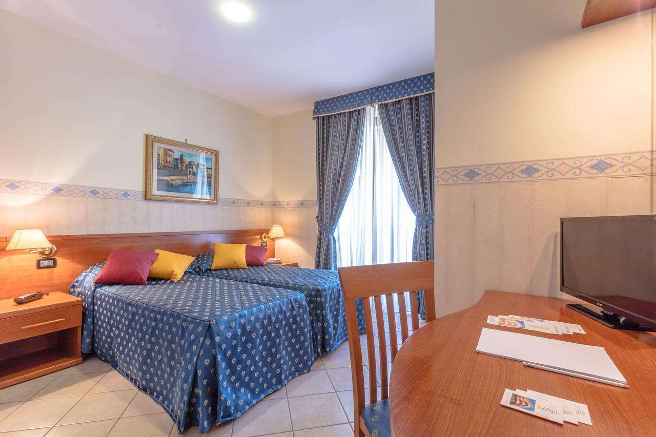 Hotel Traiano Civitavecchia Exteriér fotografie