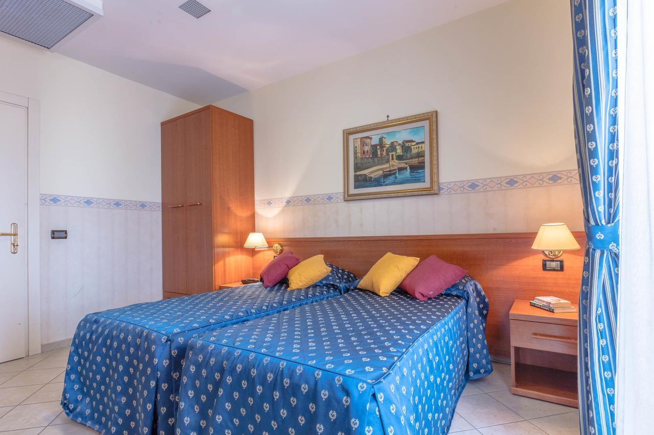 Hotel Traiano Civitavecchia Exteriér fotografie